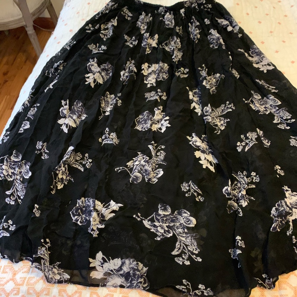 Free People  black floral skirt